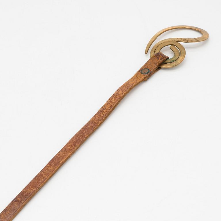 Alexander Calder, belt buckle with leather strap 1938.