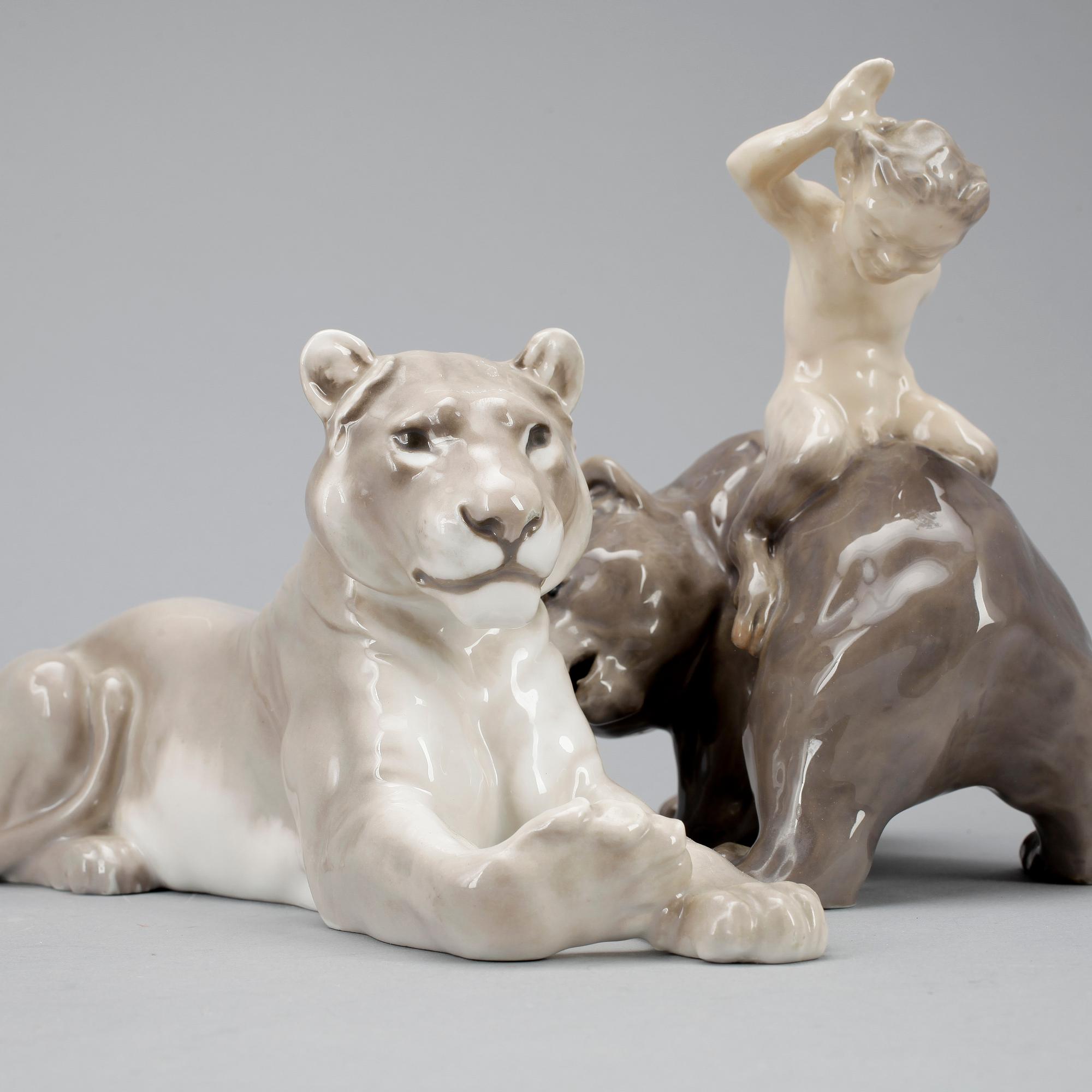 FIGURINER, 2st, porslin, Danmark, 1900-tal.