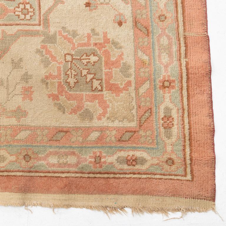 Matta, Smyrna, sannolikt semiantik, 425 x342 cm.