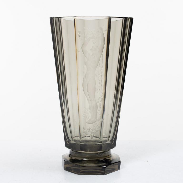 Simon Gate, a vase, Orrefors, 1938.
