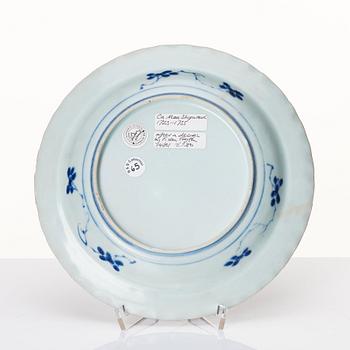 A blue and white dish, Qing dynasty, Yongzheng (1723-35).