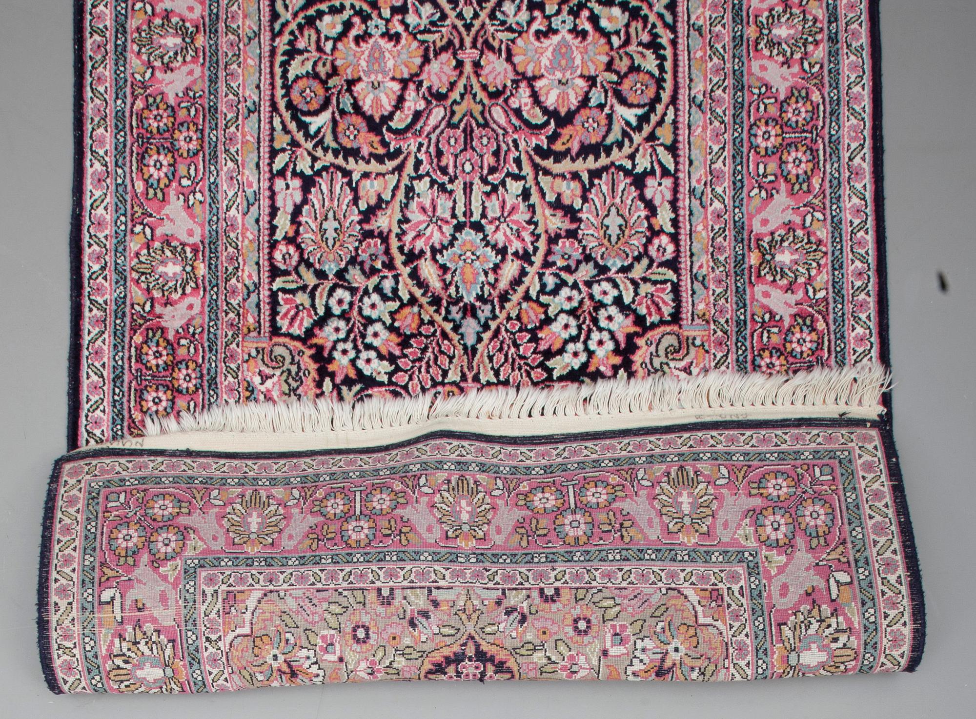 BÖNEMATTA, silke, 152x88 cm.