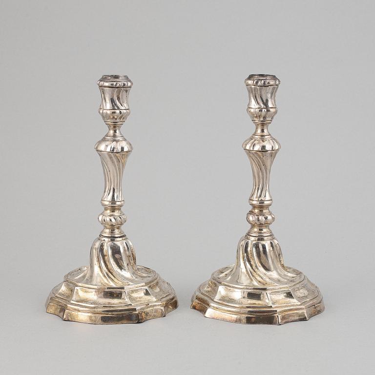 A pair of silver candle holders, probably from Barcelona, second half of the 18th century.