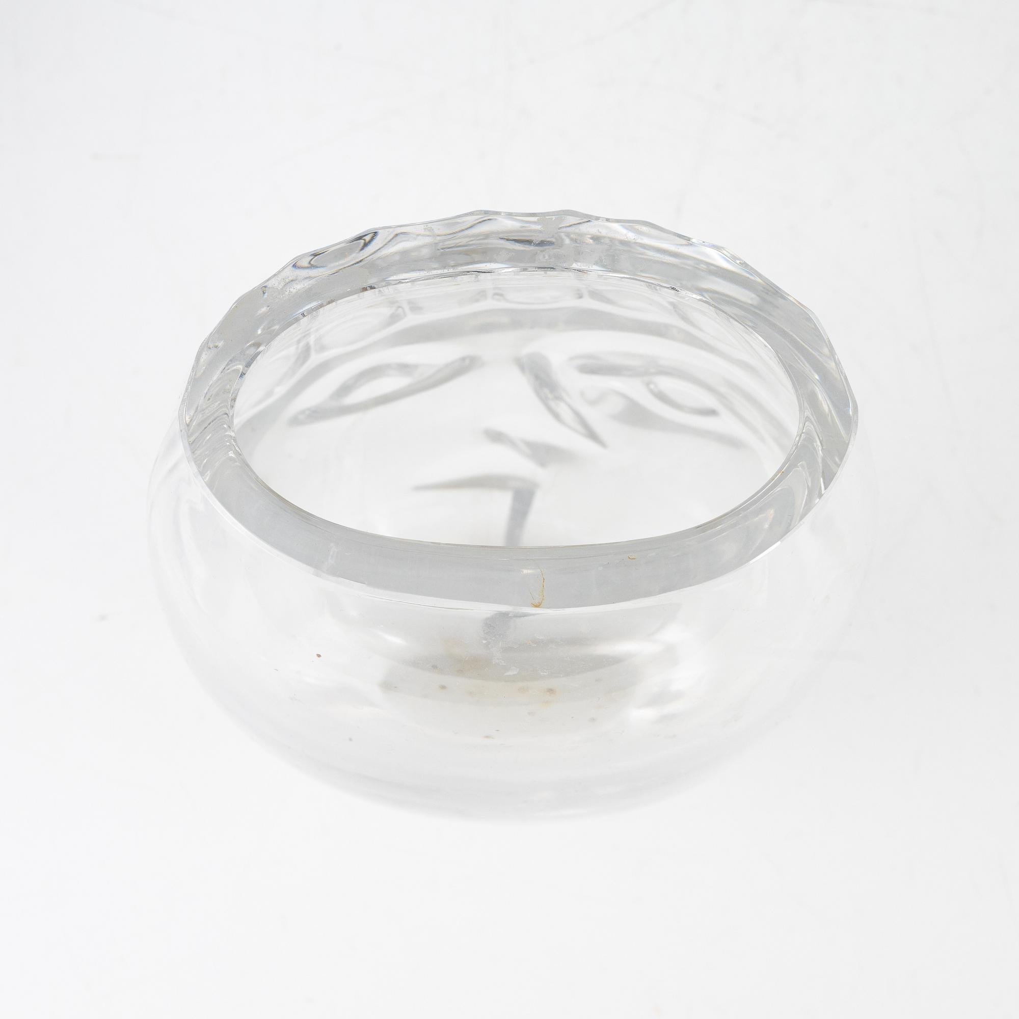 Glasföremål, 4 st, bl.a. Martti Rytkönen och Kjell Engman, Orrefors samt Kosta Boda.