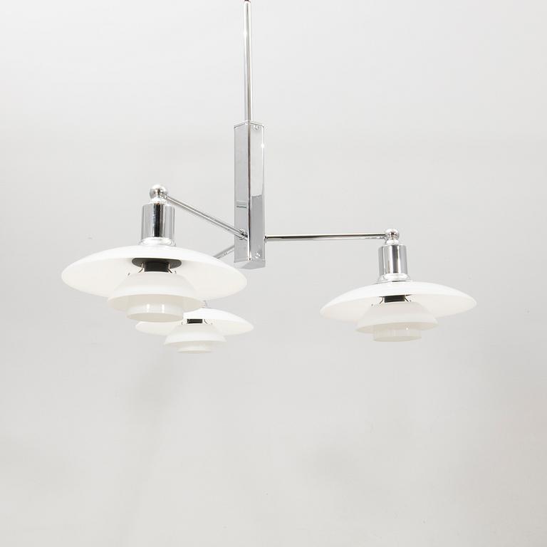 Poul Henningsen, taklampa "PH 2/1" för  Louis Poulsen Danmark.