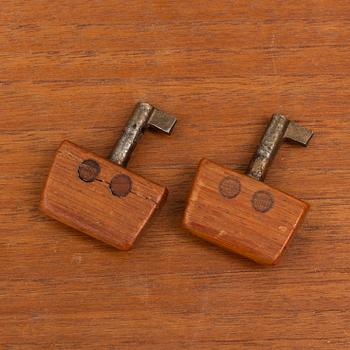 Bookcases with cabinets. 5 pieces. 1960s.