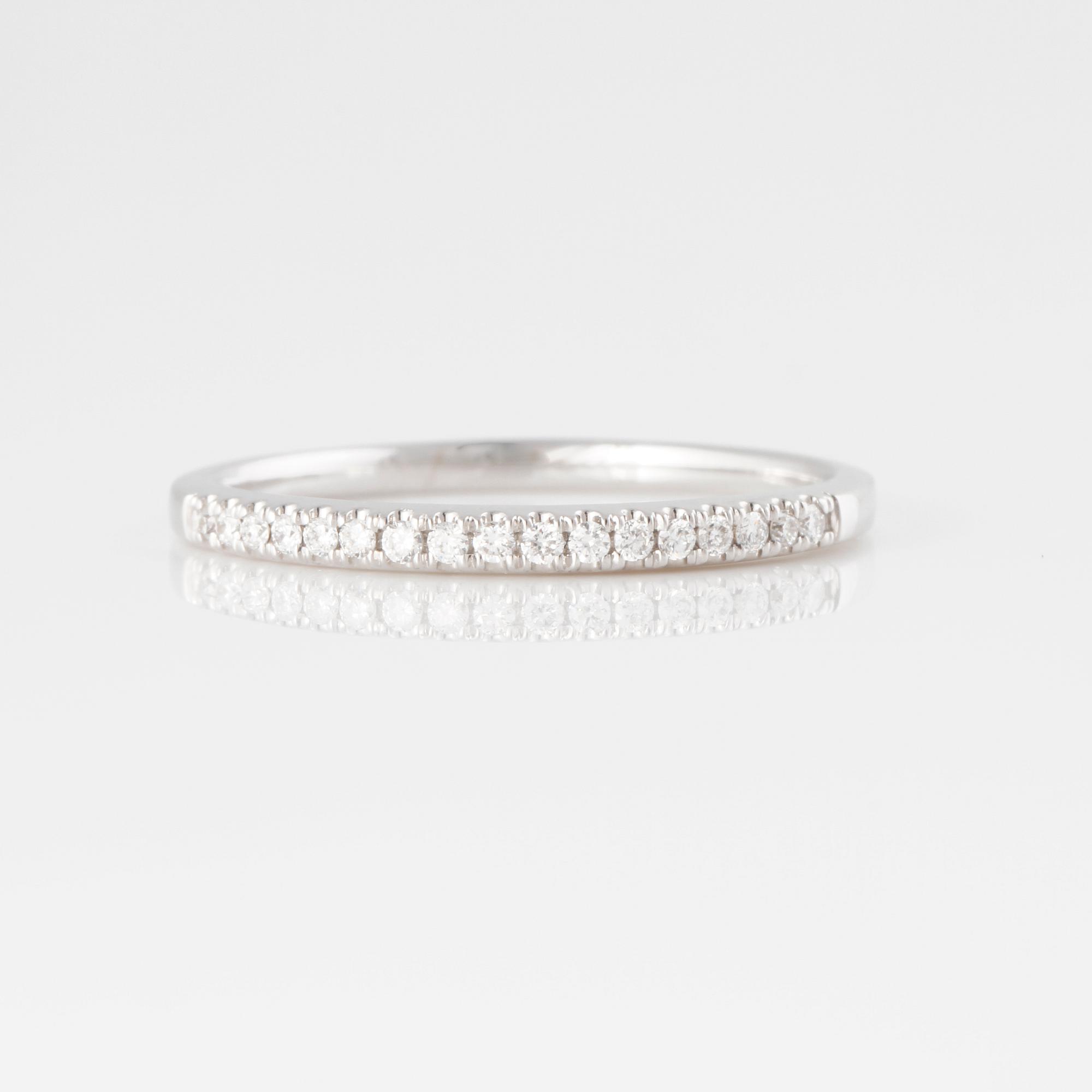 RING, med briljantslipade diamanter ca 0.10 ct.