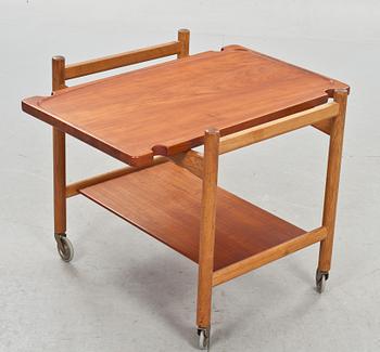 SERVERINGSVAGN, Hans J Wegner för Andreas Tuck, brännmärkt.