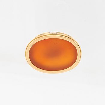 Anders Nilsson, Brooch 18K gold and carnelian, Lund 1903.