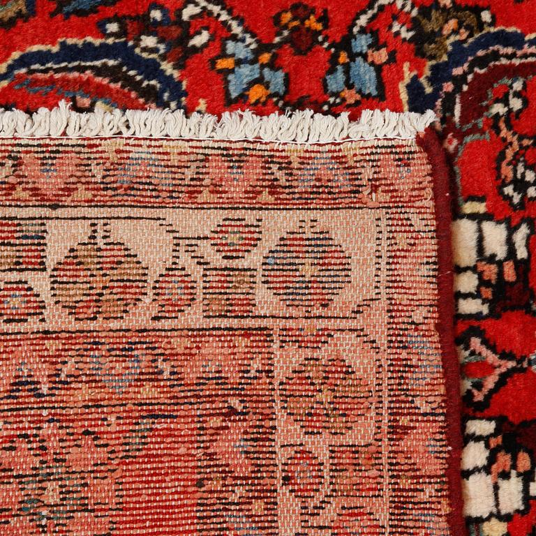 MATTA, Hamadan, sent 1900-tal, ca 275x100 cm.