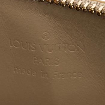 LAUKKU, "Lexington", Louis Vuitton.