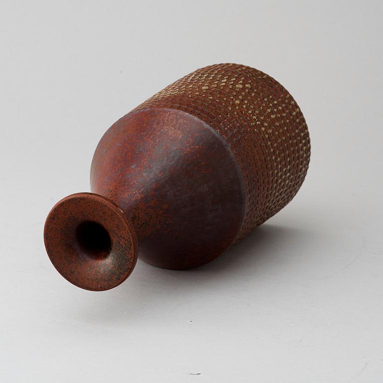 A Stig Lindberg stoneware vase, Gustavsberg Studio 1967.
