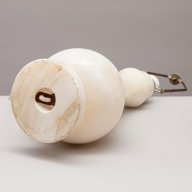 BORDSLAMPOR, ett par, alabaster, 1900-talets senare hälft.