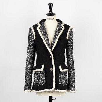 Chanel, jacket, size 38.