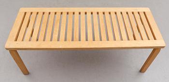 BÄNK, modell 153A, Alvar Aalto, Artek, 1900-talets andra hälft.