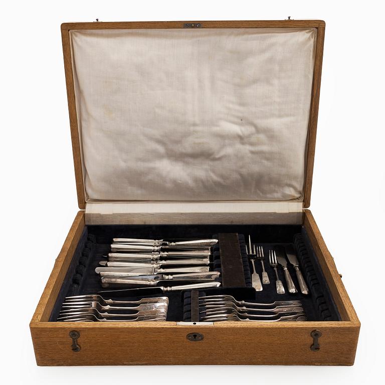A 67-piece set of silver cutlery, sea shell decor, Finnish manufacturers, 1917-1962.