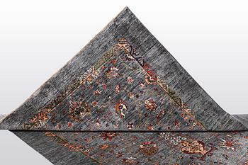 A rug, Zieglar design sk "Ariana" 239 x 173 cm.