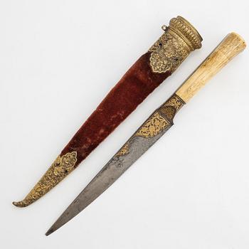 An Indo-Persian dagger, 19th Century.