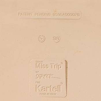 Philippe Starck, stolar 1 par, "Miss trip", för Kartell sent 1900-tal.