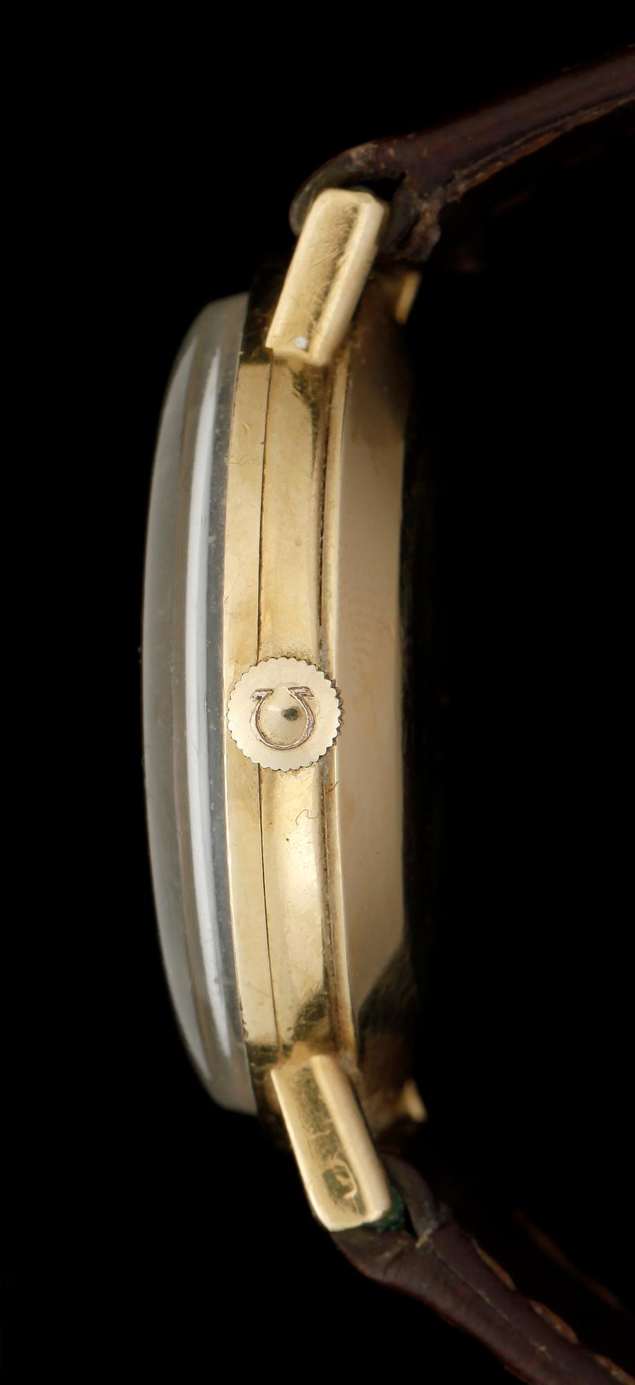 ARMBANDSUR, 18k guld, Omega, 1900-talets mitt.
