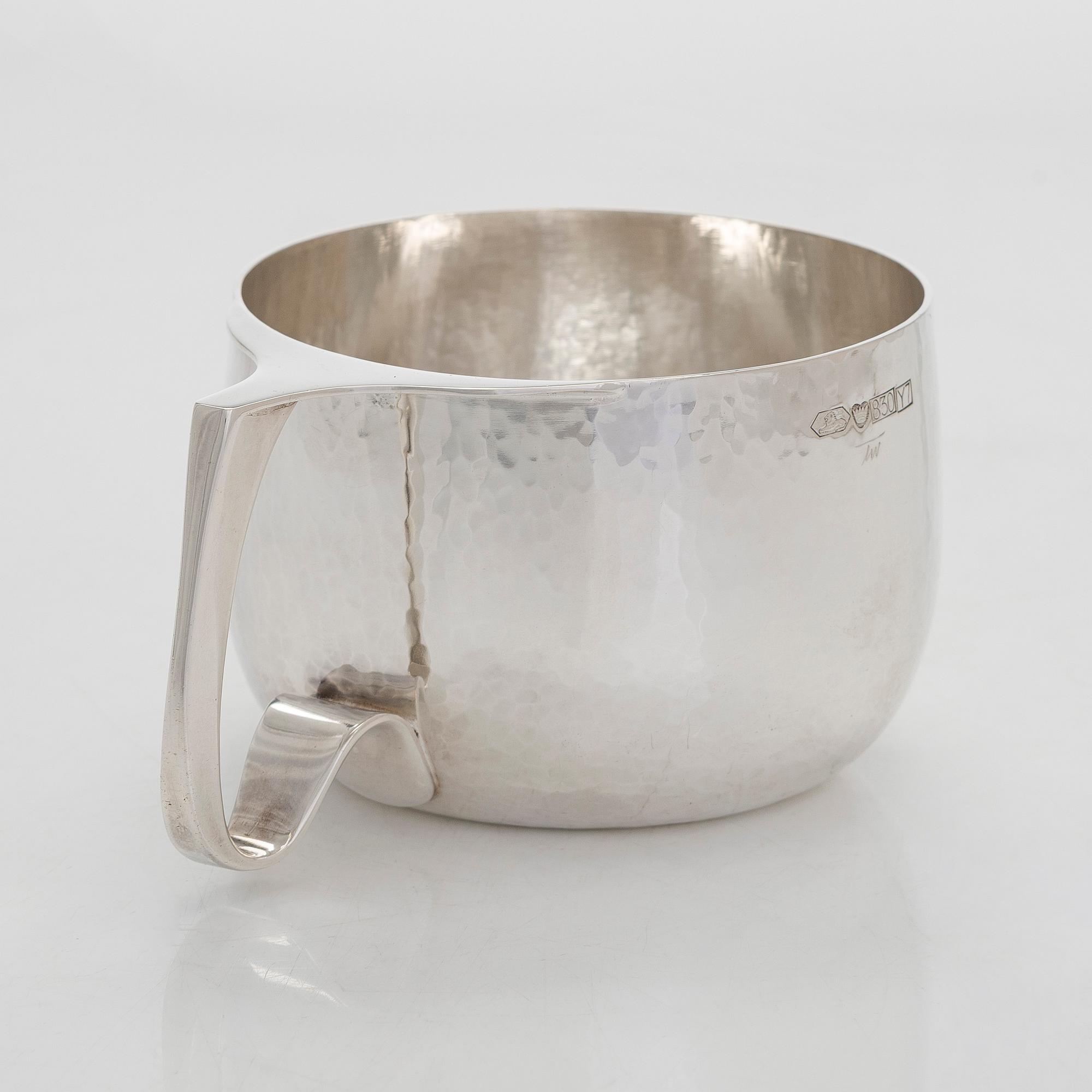Tapio Wirkkala, kåsa, silver, TW 463, Kultakeskus, Tavastehus 1976.