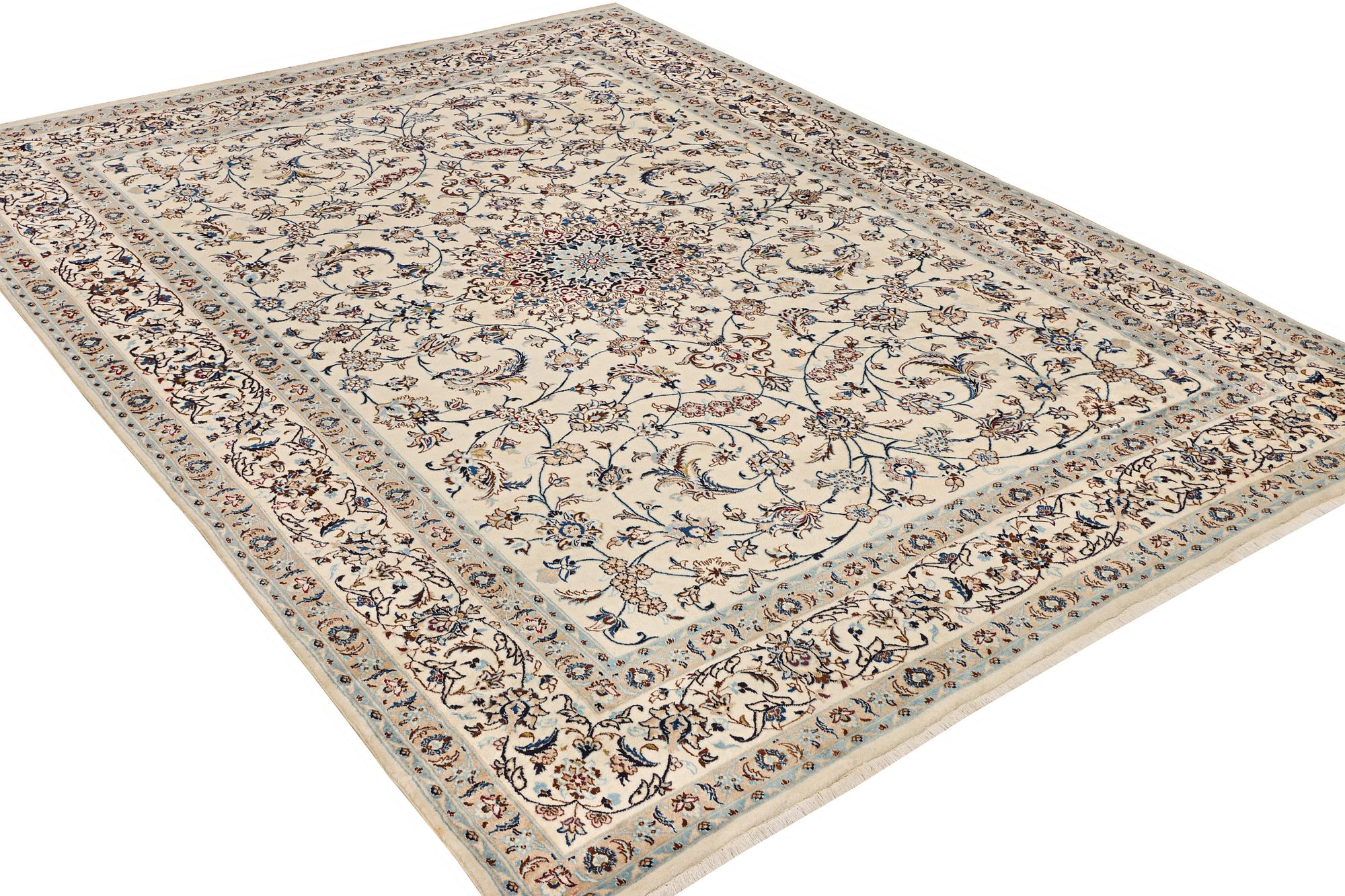 A part silk Nain carpet, 9 LA, a. 398 x 289 cm.