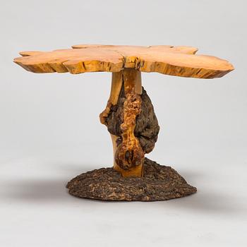 Soffbord och pallar 3 st, 1900-talets mitt.