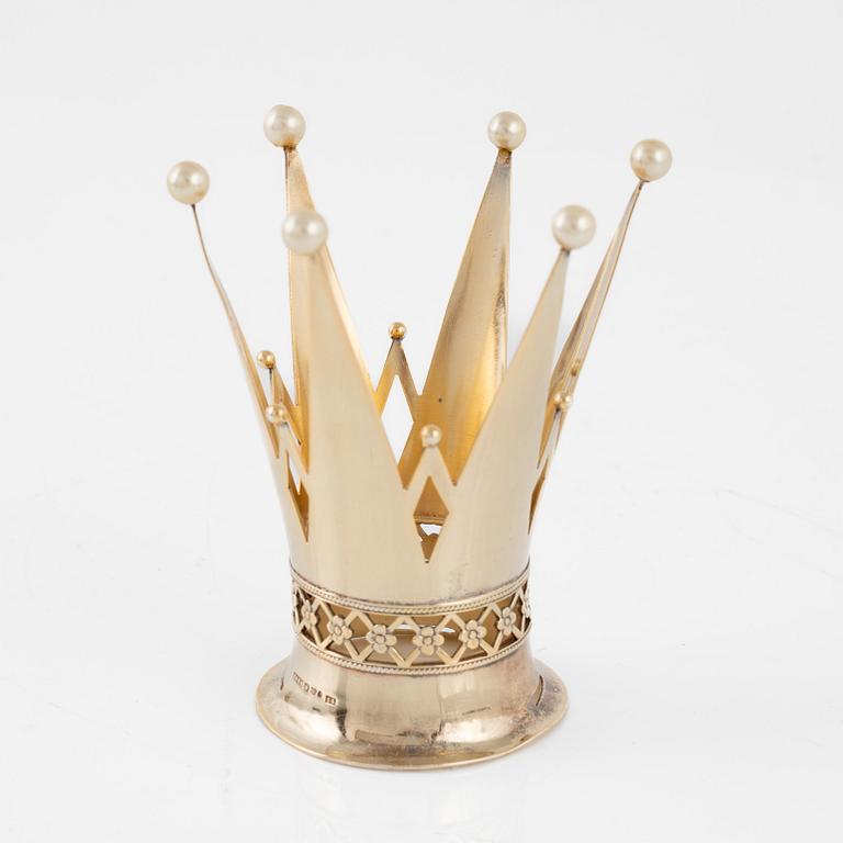 Brudkrona, förgyllt silver med pärlor, 1940-tal, Sverige.