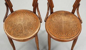 KARMSTOLAR, ett par, Thonet. 1900-talets första hälft.