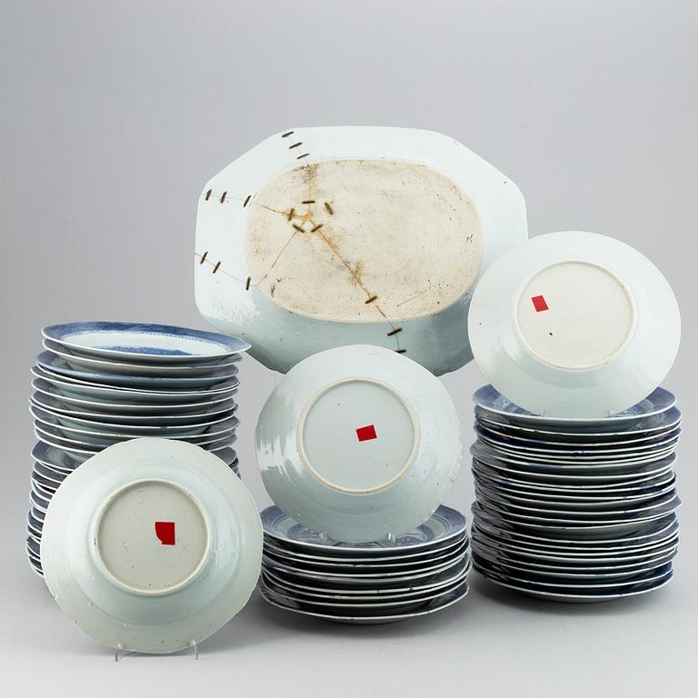A set of 62 plates, Qing dynasty, 19th Century.