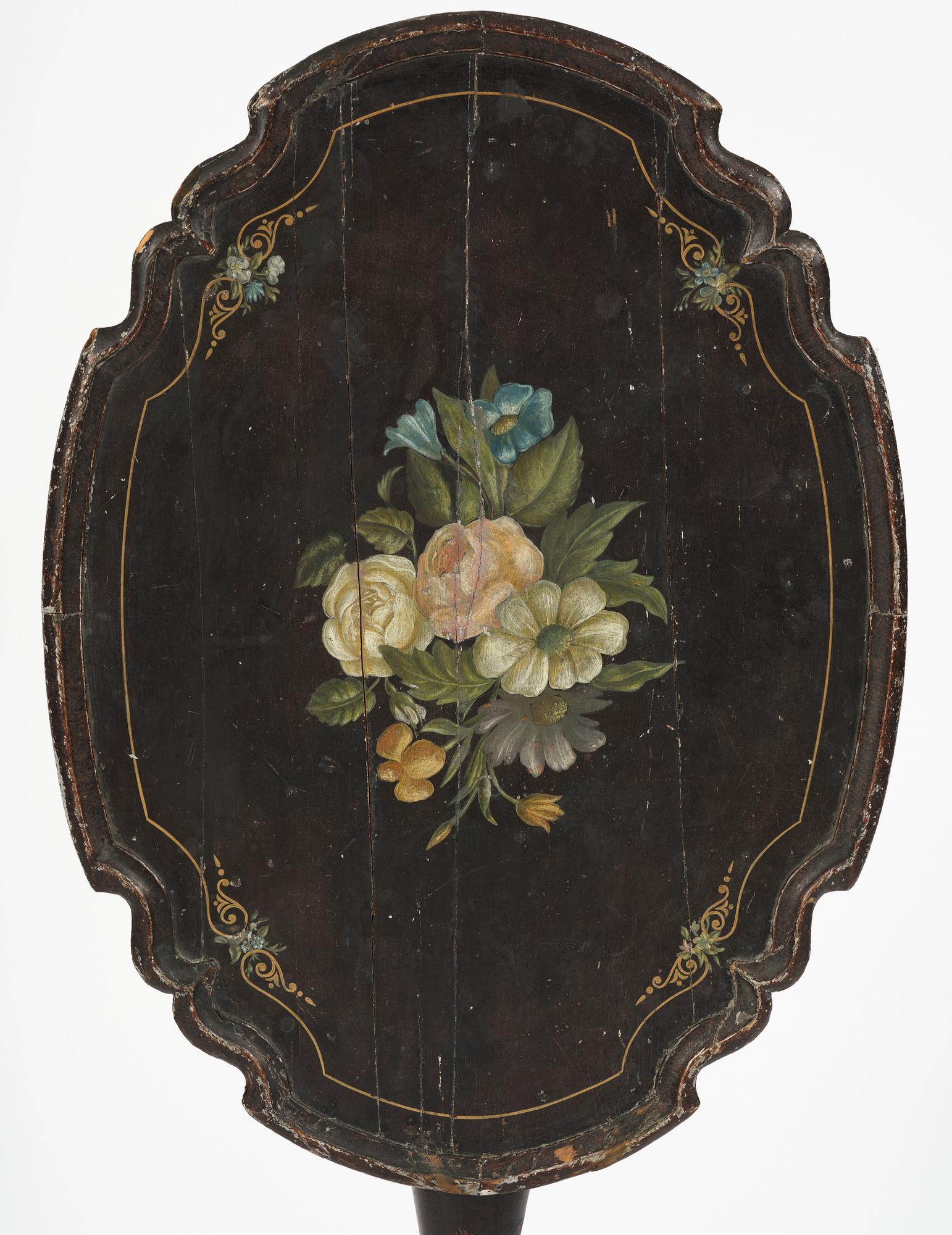 A Swedish late baroque japanned tilt-top tea table, mid 18th century.