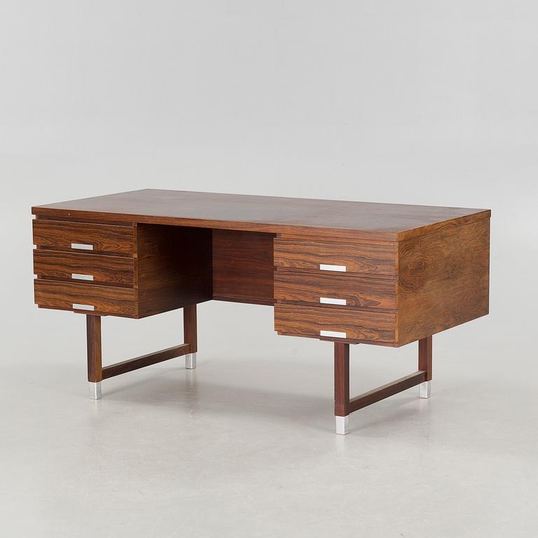 An "EP 401" writing desk, designed by Kai Kristiansen for Feldballes Møbelfabrik in Denmark, 1960/70s.