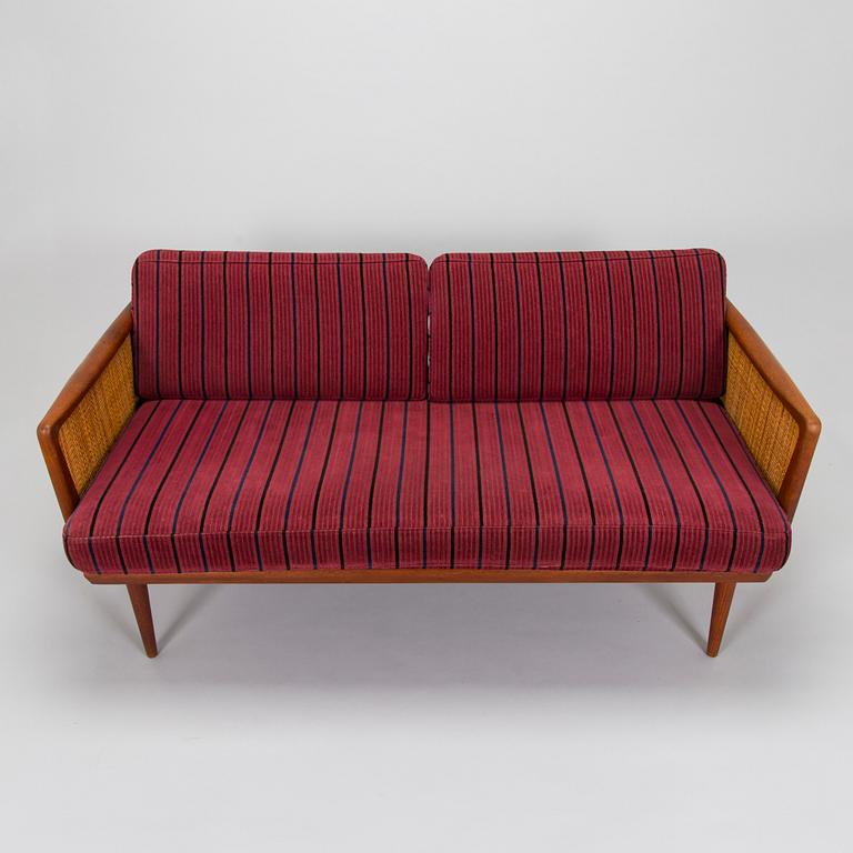 Peter Hvidt & Orla Mølgaard Nielsen, a mid-20th century sofa/daybed, France & Son, Denmark.