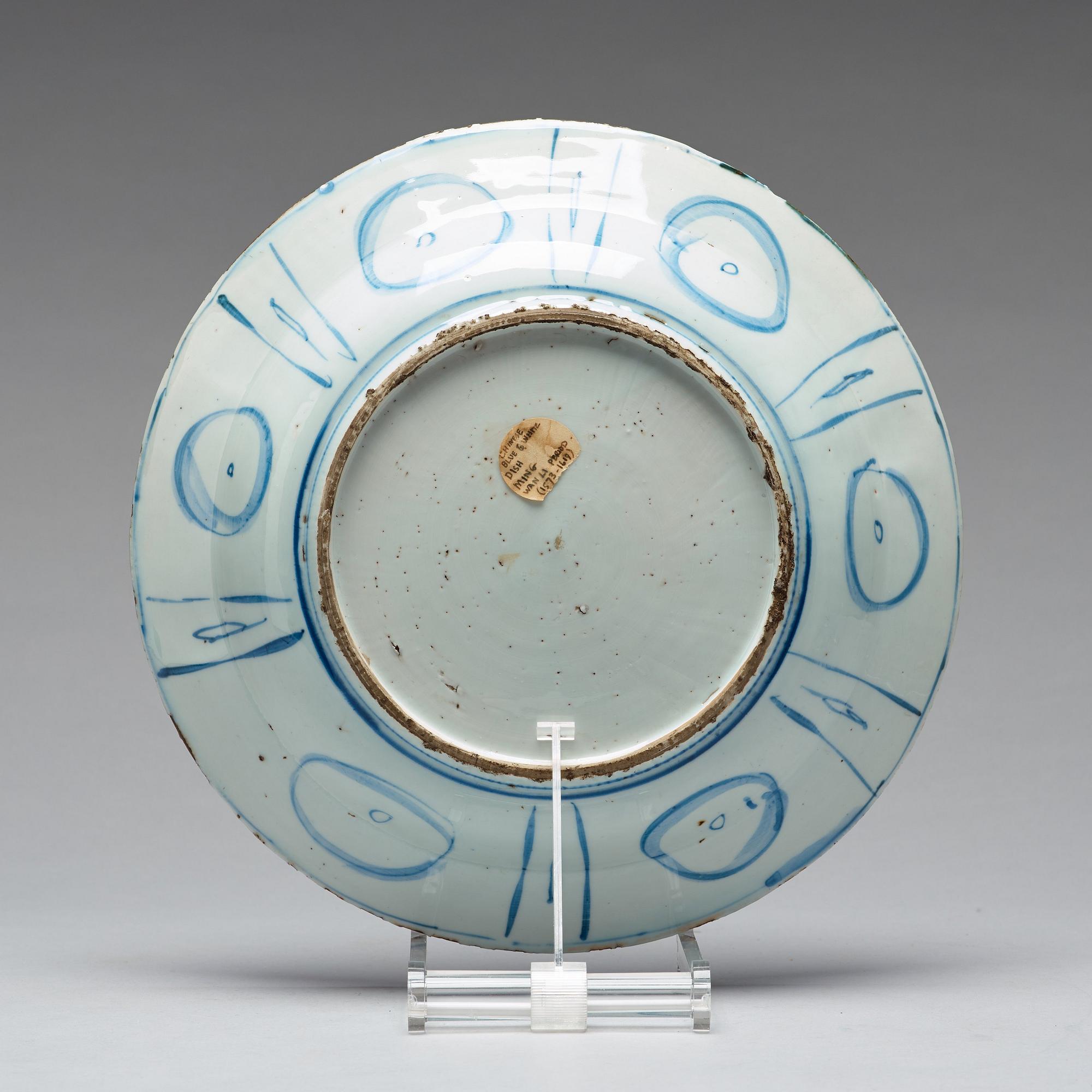 FAT, kraakporslin. Mingdynastin, Wanli (1523-35).
