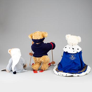 STEIFF, three teddybears, "Teddybär König Ludwig mit Schwan" "Reinhard the Schulte Centenary" & "Deutschlandbär 2000".