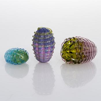 Tiina Nordström, glasskulpturer, 3 st, signerade Tiina Nordström, Iittala 1995.