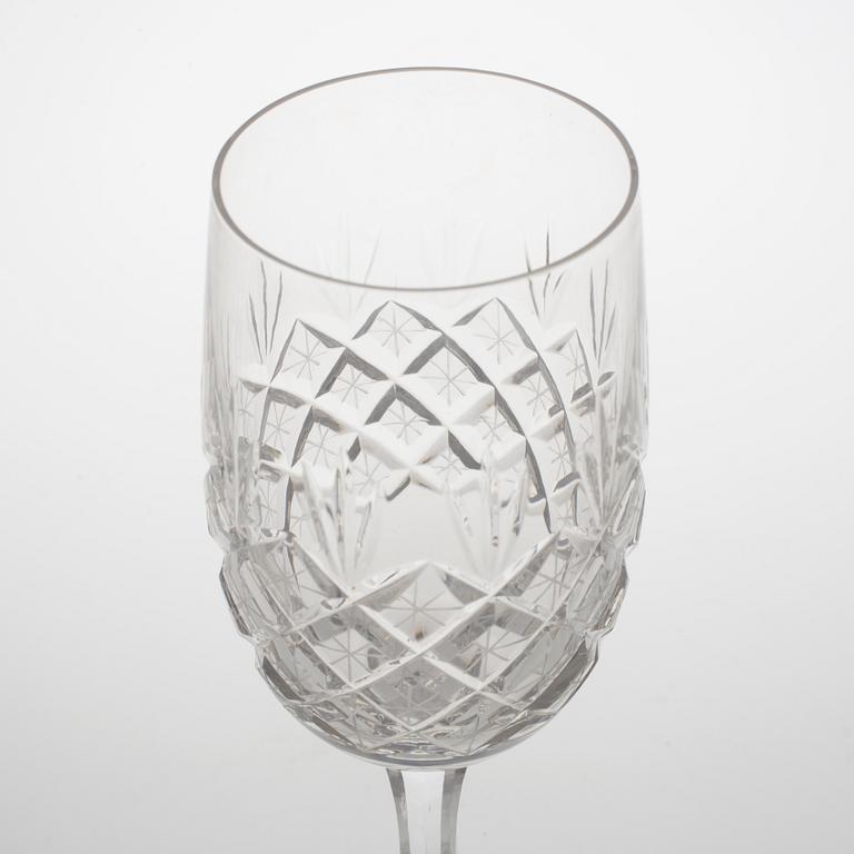 RÖDVINSGLAS samt BRÄNNVINSGLAS, 26+4, bland annat från Boda Glasbruk, 1900-talets första hälft samt 1900-talets början.