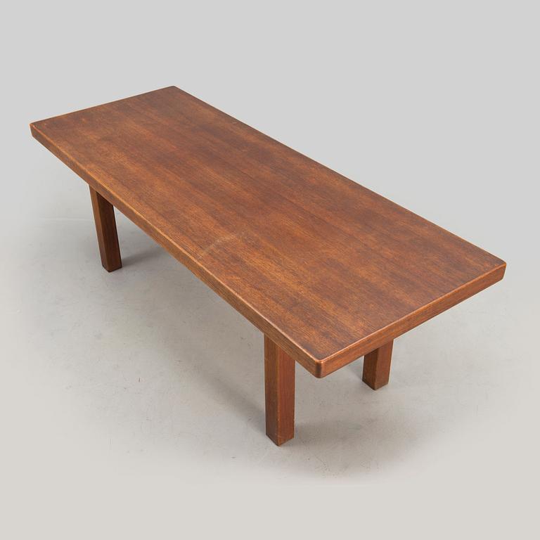 A 1960s 'Studio' coffee table for HMN Huonekalu Mikko Nupponen, Lahti, Finland.