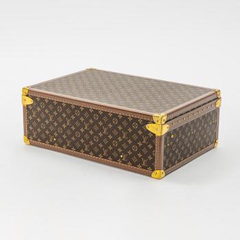 Louis Vuitton, A 'Alzer 60' travel bag, 2002.