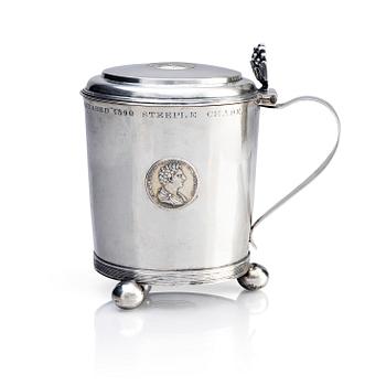 363. A Swedish early 19th century silver tankard, mark of Abraham Hamnqvist, (active 1815-1842) Åmål.