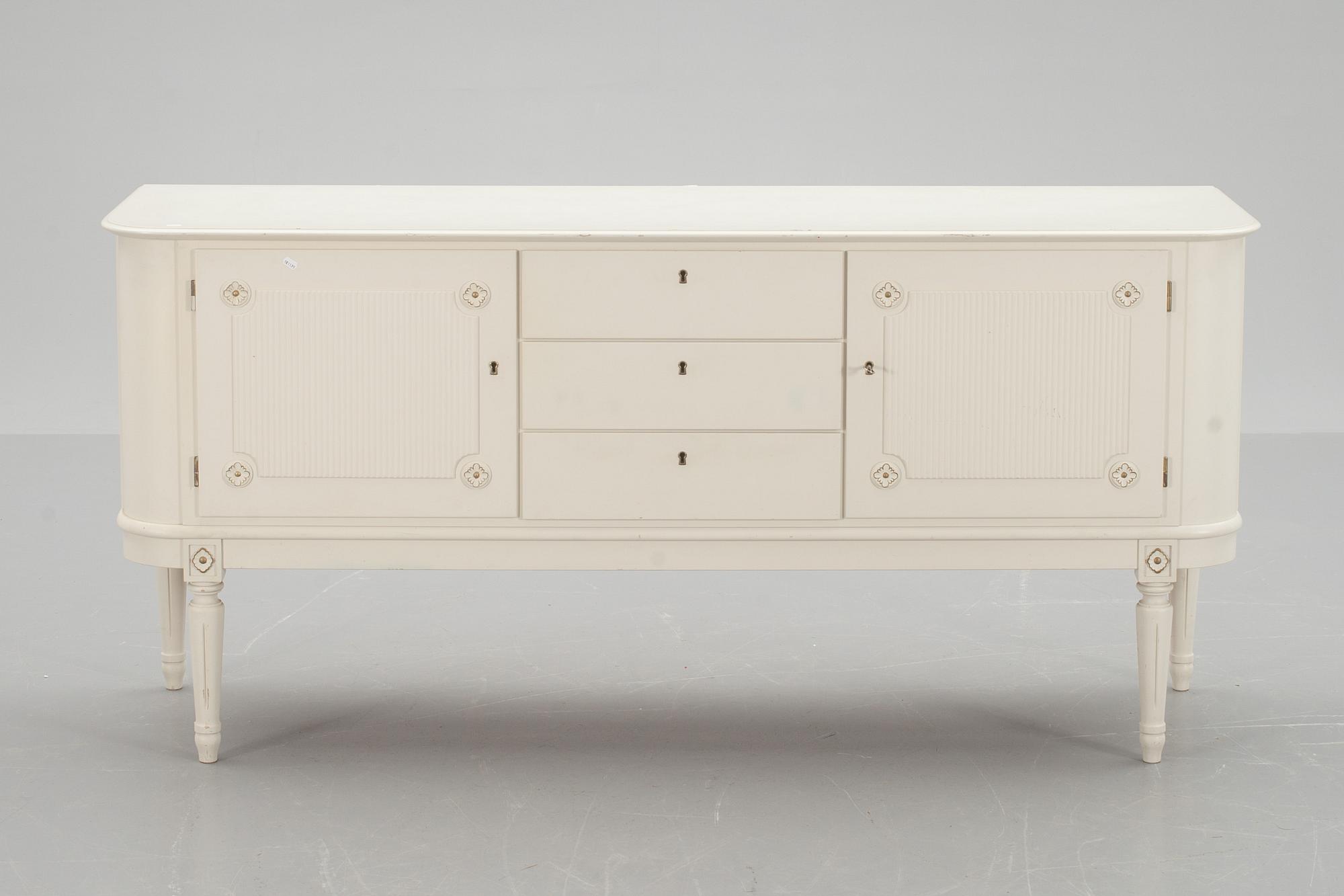 MATSALSMÖBLEMANG, 9 delar, gustaviansk stil, 1900-talets slut.
