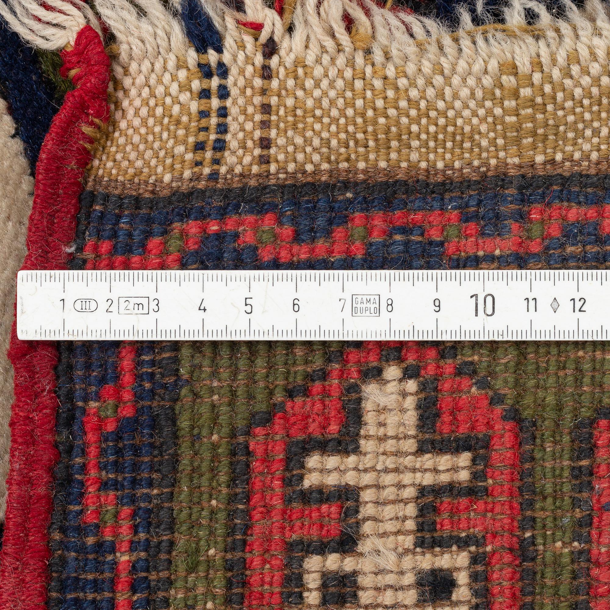 A likely old Anatol/Caucasus rug, c. 207 x 130 cm.