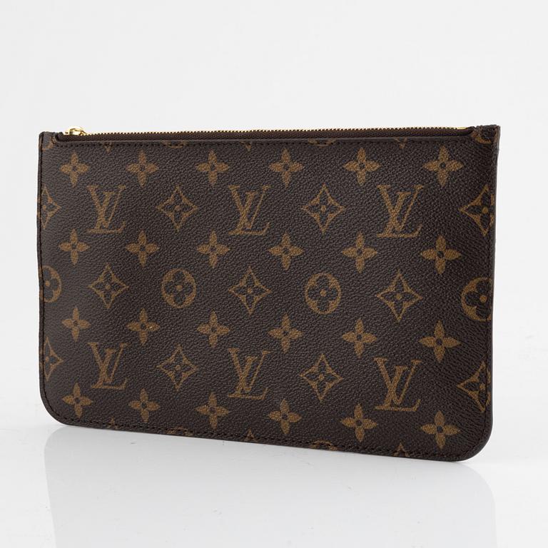 Louis Vuitton, a 'Pochette Never Full', 2015.