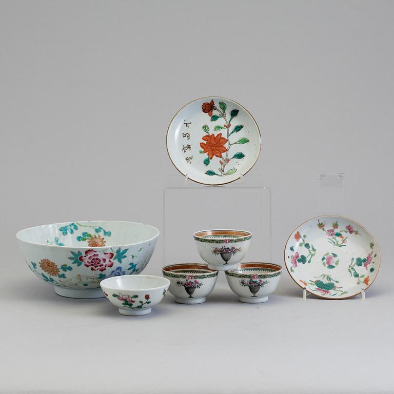 A bowl, two dishes and four porcelain cups, Qing dynasty, 18th and 19th century.