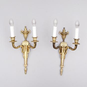 VÄGGLAMPETTER, 1 par, gustaviansk stil, 1900-talets första hälft.