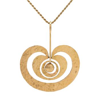 Tapio Wirkkala, pendant, "Apple", 18K gold.
