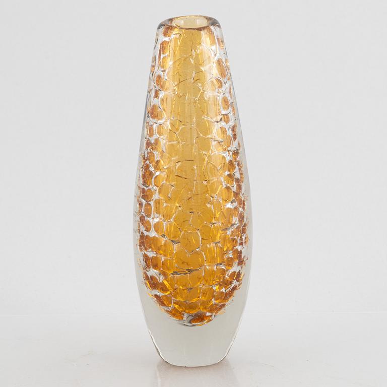 A vase, Nuutajärvi Notsjö, Finland, 1949.