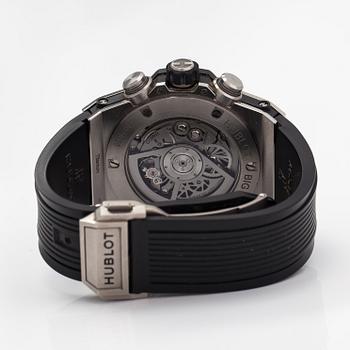 Hublot, Big Bang, Unico Titanium, flyback chronograph, wristwatch, 45 mm.