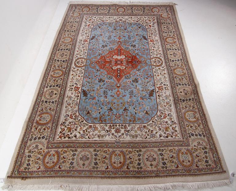 MATTA, orientalisk, ca. 299x208.