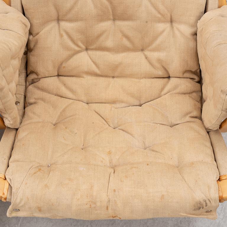 Bruno Mathsson, fåtöljer, ett par, "Pernilla", Dux, sent 1900-tal.